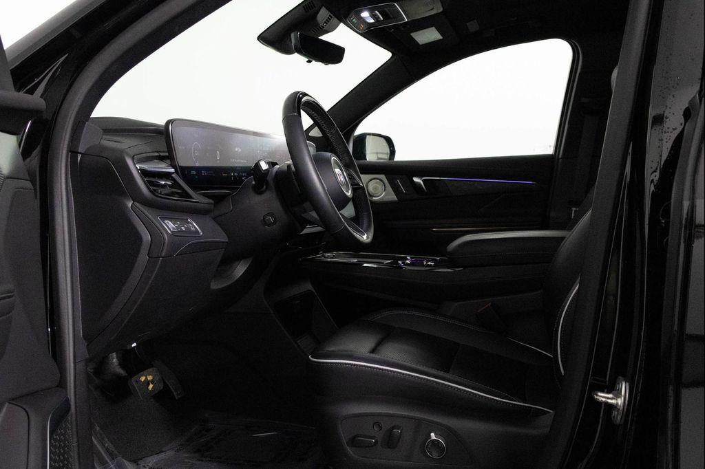 used 2025 Buick Enclave car, priced at $47,258