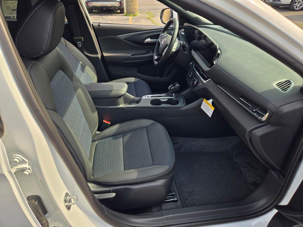 new 2026 Buick Envista car, priced at $27,239