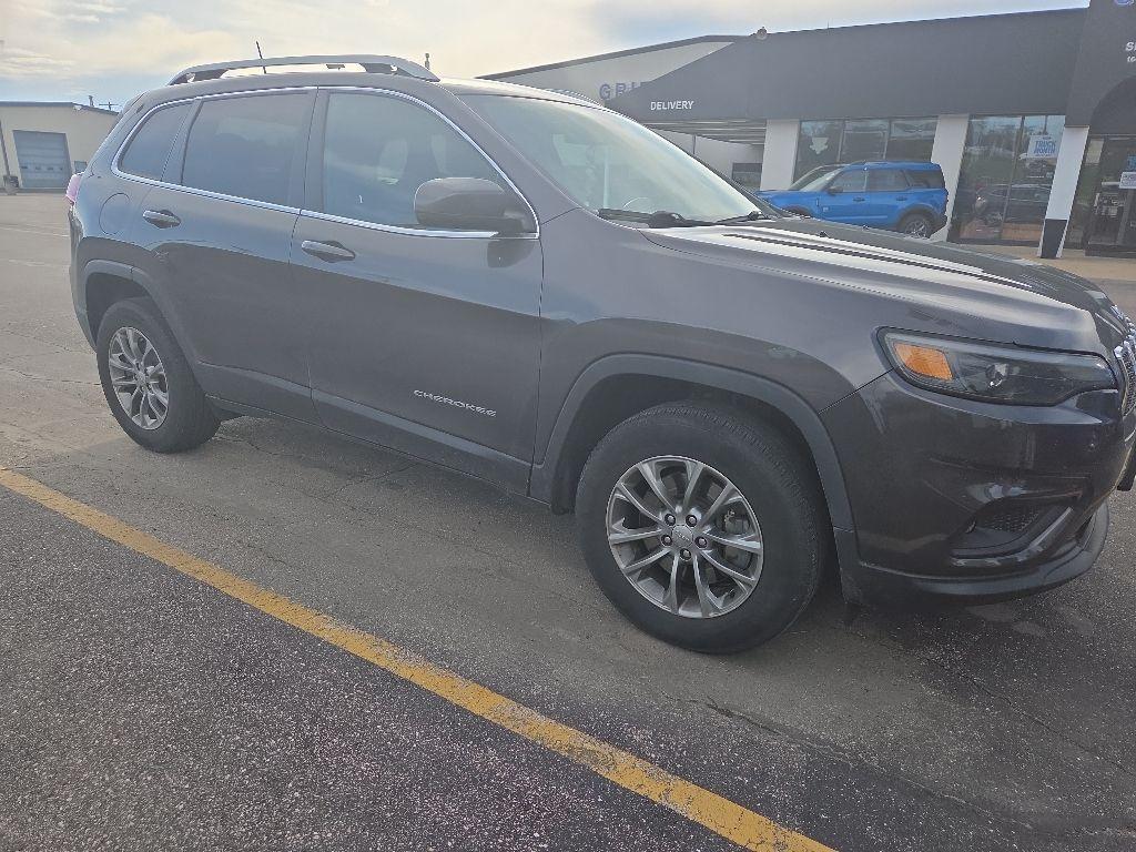 used 2019 Jeep Cherokee car, priced at $18,399