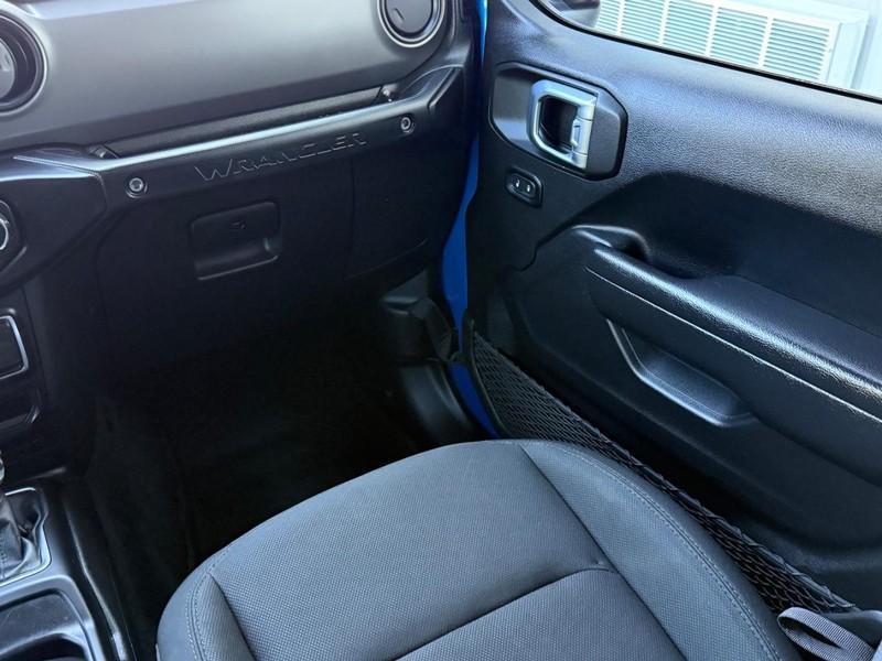 used 2022 Jeep Wrangler Unlimited car, priced at $29,261