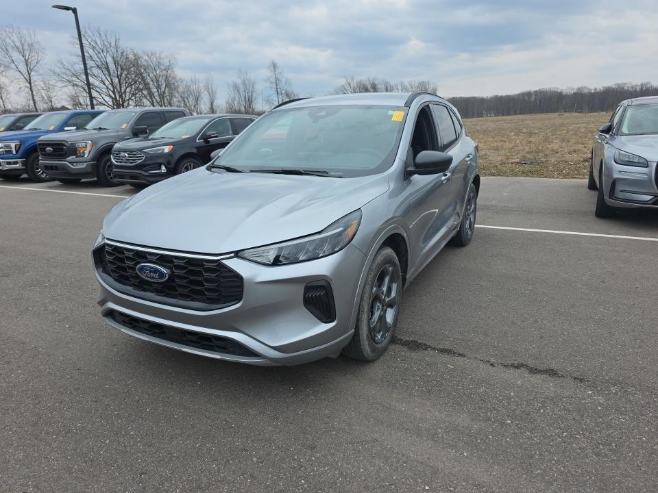 used 2024 Ford Escape car, priced at $28,272