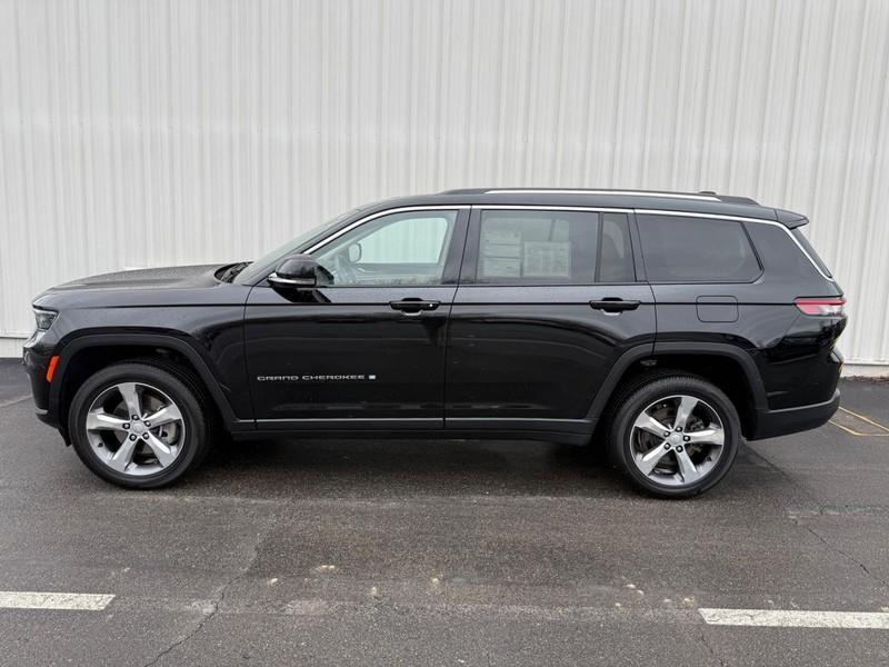 used 2022 Jeep Grand Cherokee L car, priced at $28,762