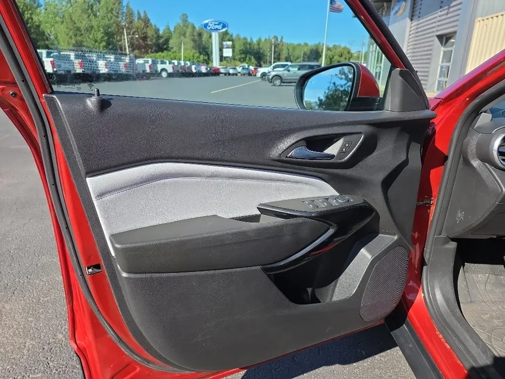 used 2024 Chevrolet Trax car, priced at $18,262