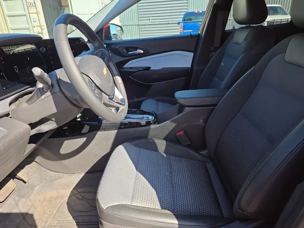 used 2024 Chevrolet Trax car, priced at $18,262