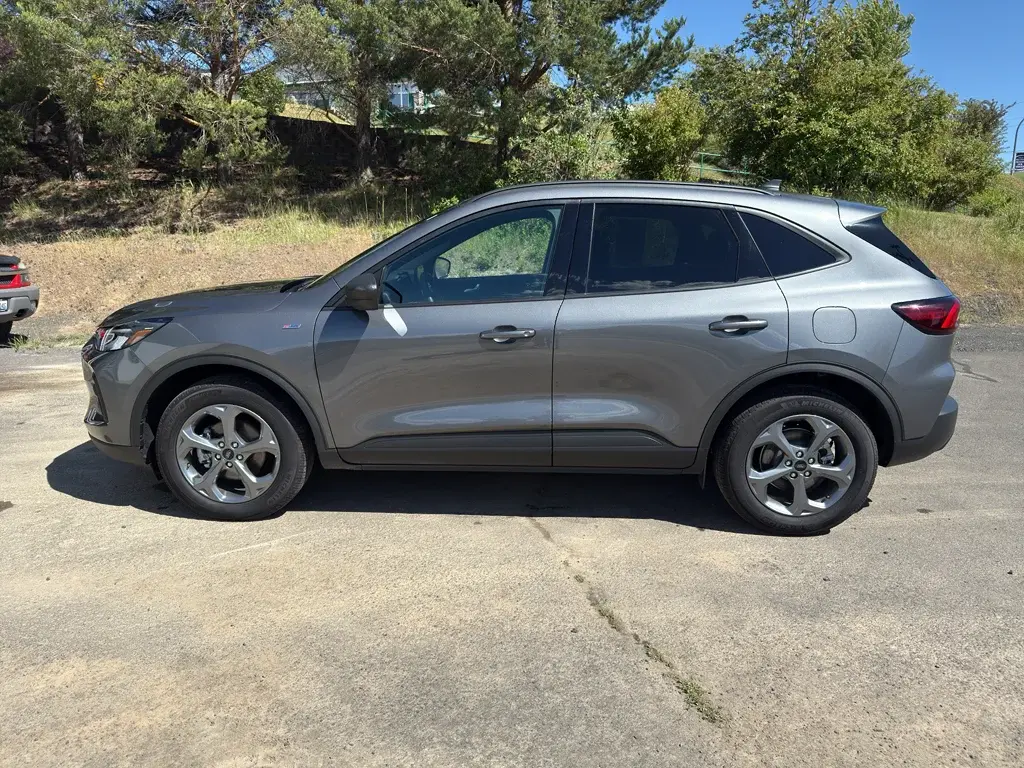 used 2025 Ford Escape car, priced at $24,783