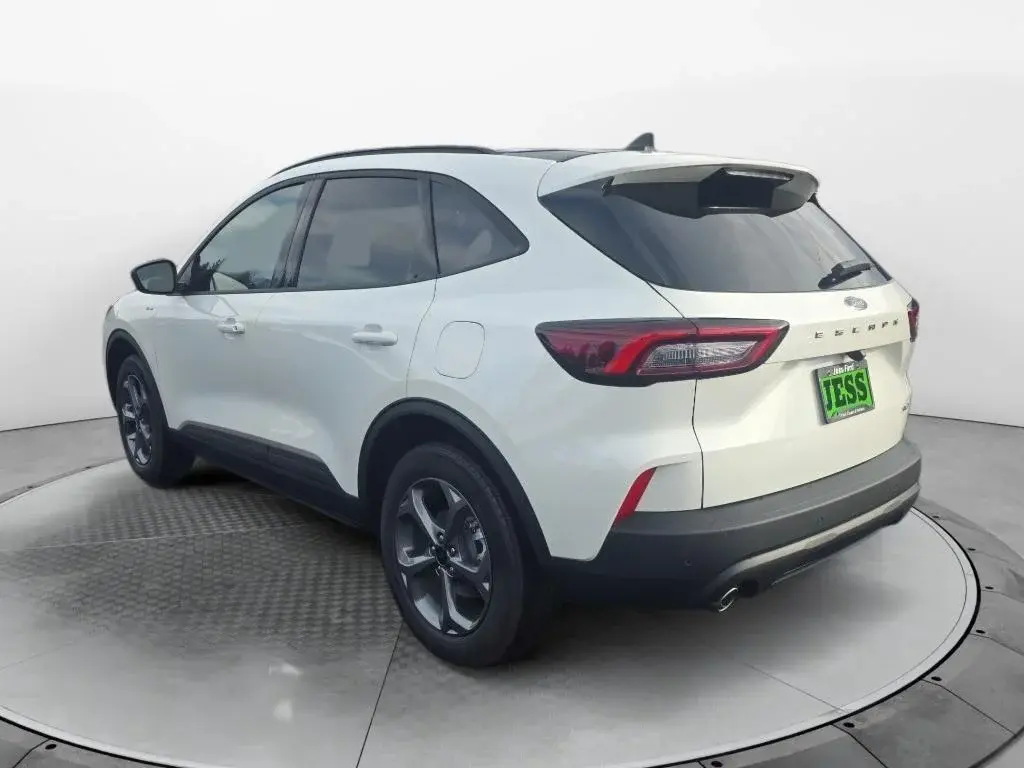 new 2026 Ford Escape car, priced at $33,898
