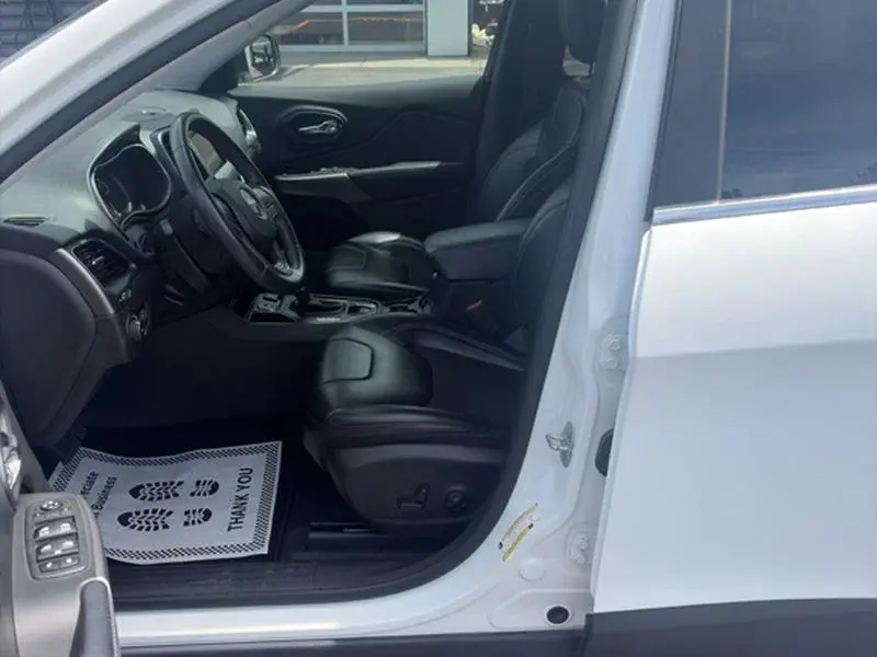 used 2019 Jeep Cherokee car, priced at $16,510