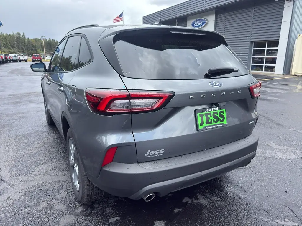 used 2025 Ford Escape car, priced at $24,827