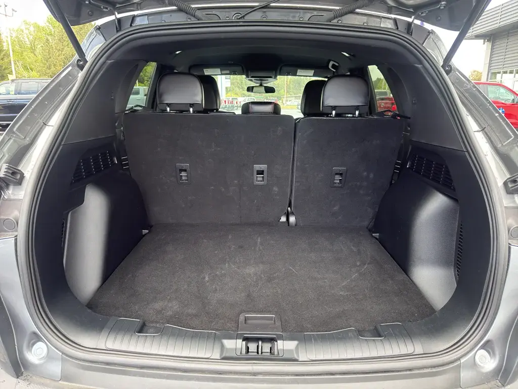 used 2025 Ford Escape car, priced at $24,827