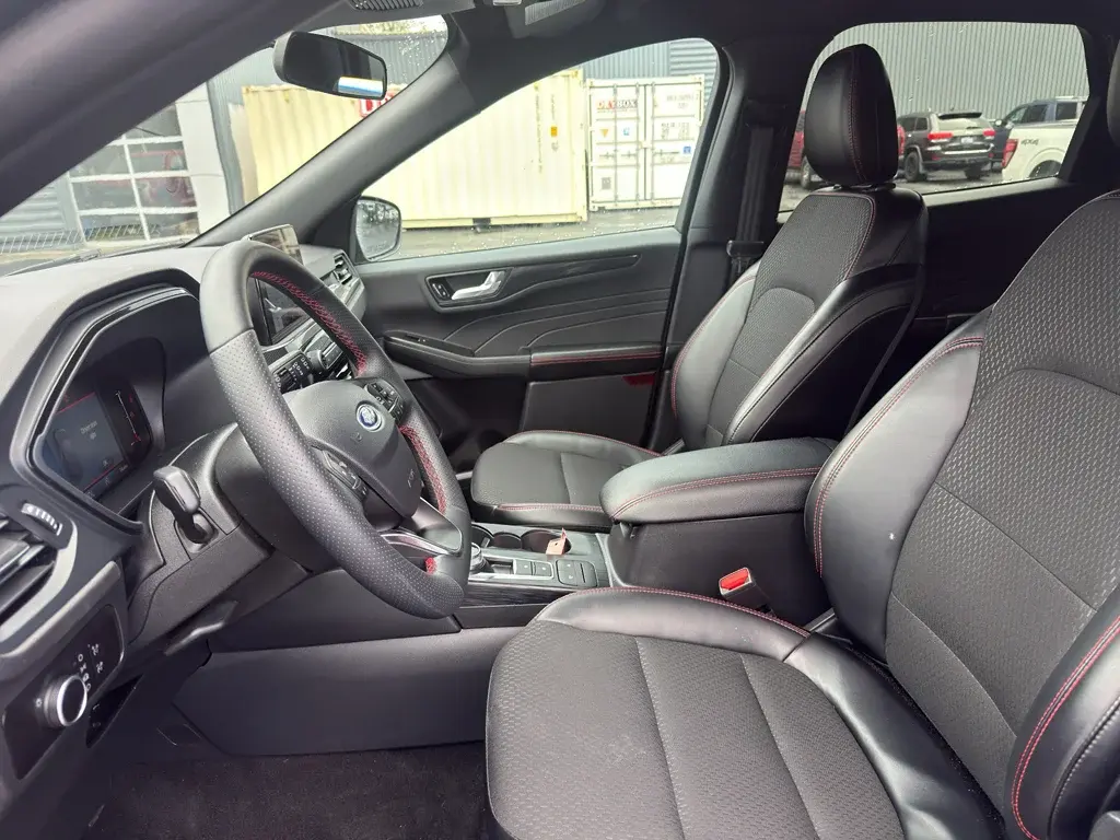 used 2025 Ford Escape car, priced at $24,827