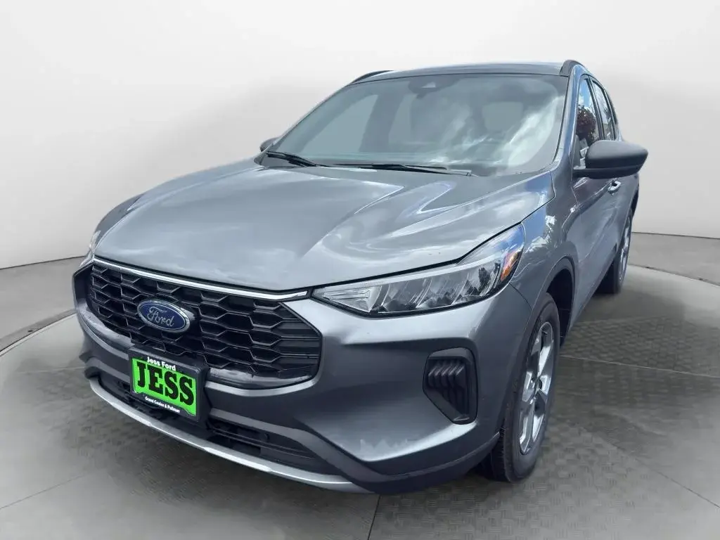 used 2025 Ford Escape car, priced at $24,827