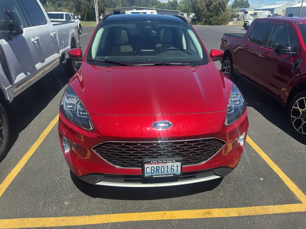 used 2022 Ford Escape car, priced at $27,154
