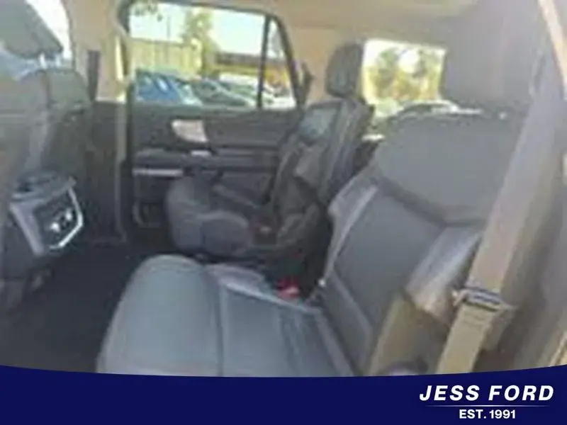 used 2025 Ford Expedition car, priced at $57,195