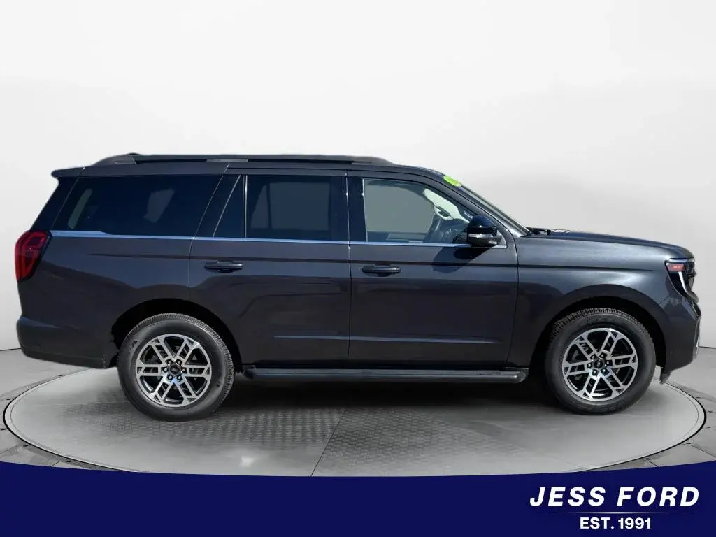 used 2025 Ford Expedition car, priced at $53,949