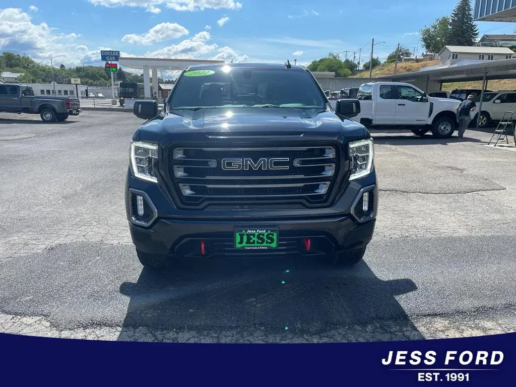 used 2022 GMC Sierra 1500 Limited car, priced at $37,843