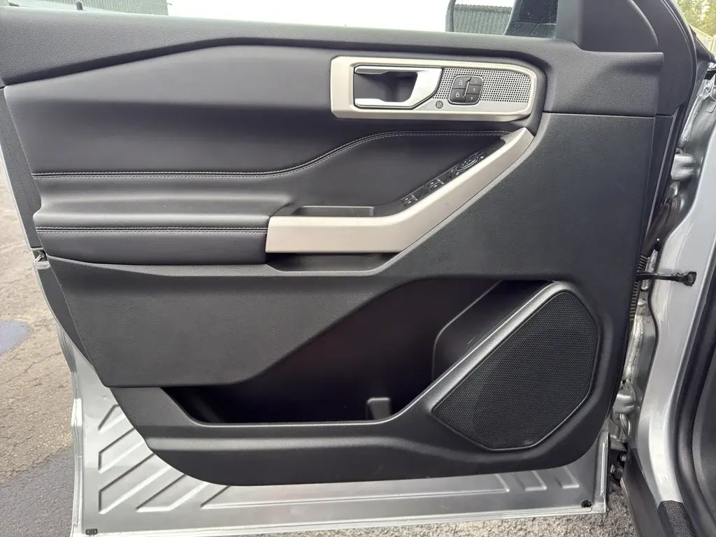 used 2024 Ford Explorer car, priced at $36,671