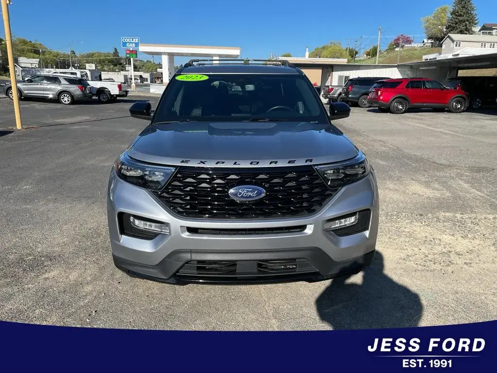 used 2023 Ford Explorer car, priced at $36,449