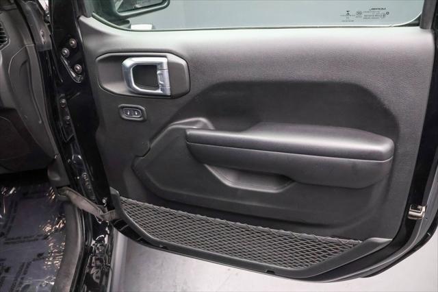 2021 Black Clearcoat Jeep Gladiator