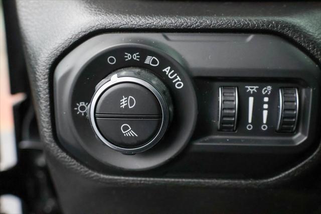 2021 Black Clearcoat Jeep Gladiator