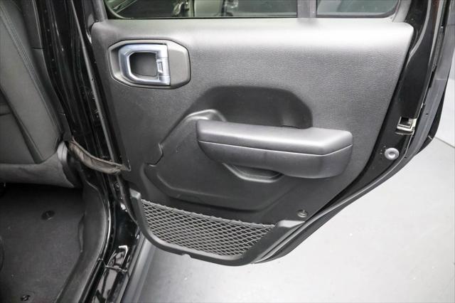 2021 Black Clearcoat Jeep Gladiator