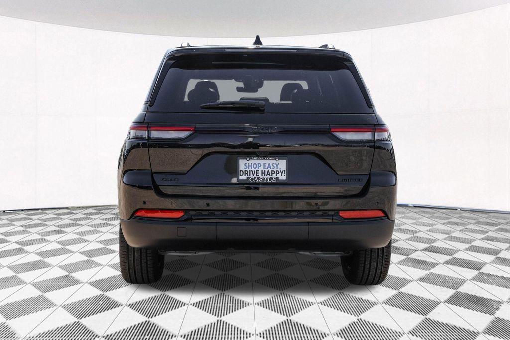 new 2025 Jeep Grand Cherokee car, priced at $46,660