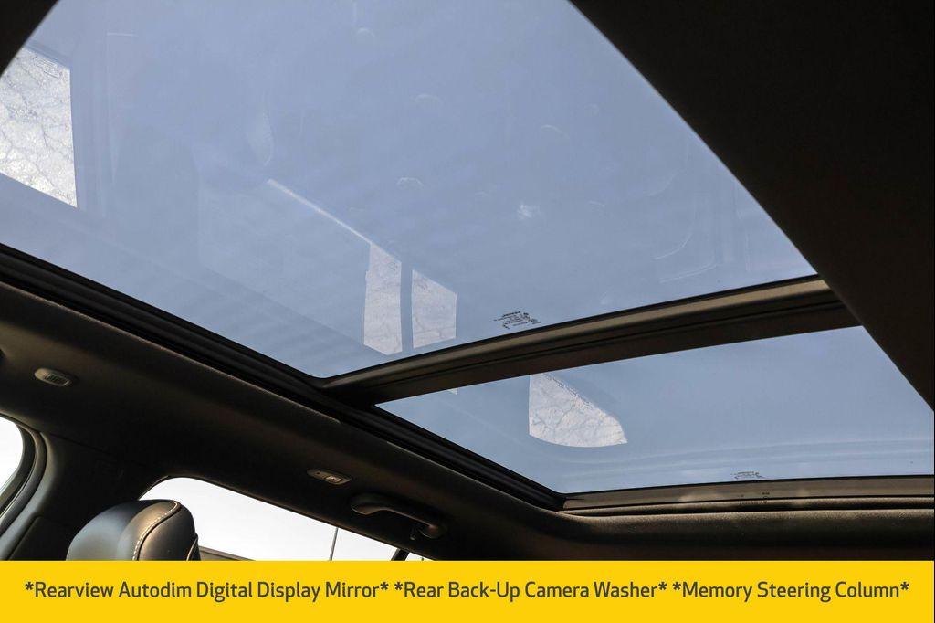 new 2025 Jeep Grand Cherokee car, priced at $46,660