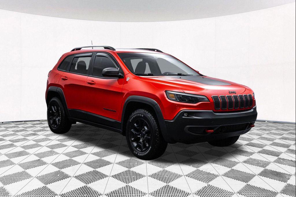 used 2019 Jeep Cherokee car, priced at $18,277