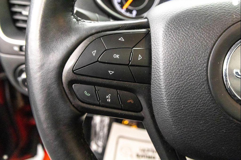 used 2019 Jeep Cherokee car, priced at $18,277