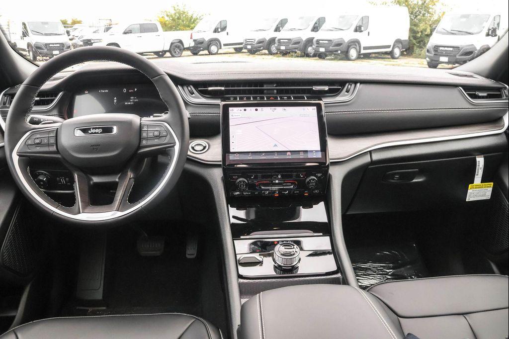 new 2025 Jeep Grand Cherokee L car, priced at $46,846