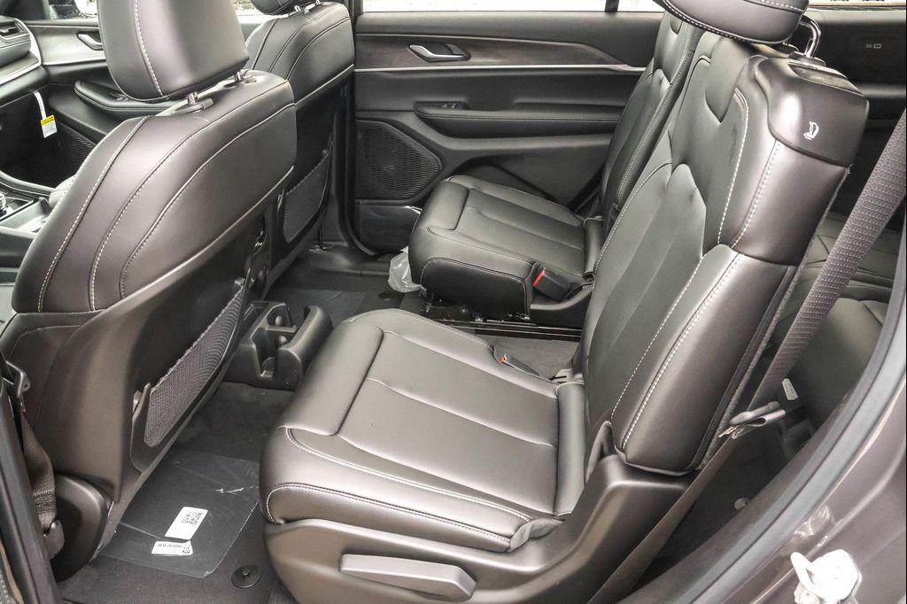 new 2025 Jeep Grand Cherokee L car, priced at $46,846