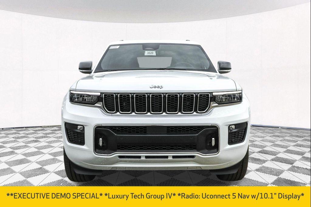 new 2025 Jeep Grand Cherokee car, priced at $49,977