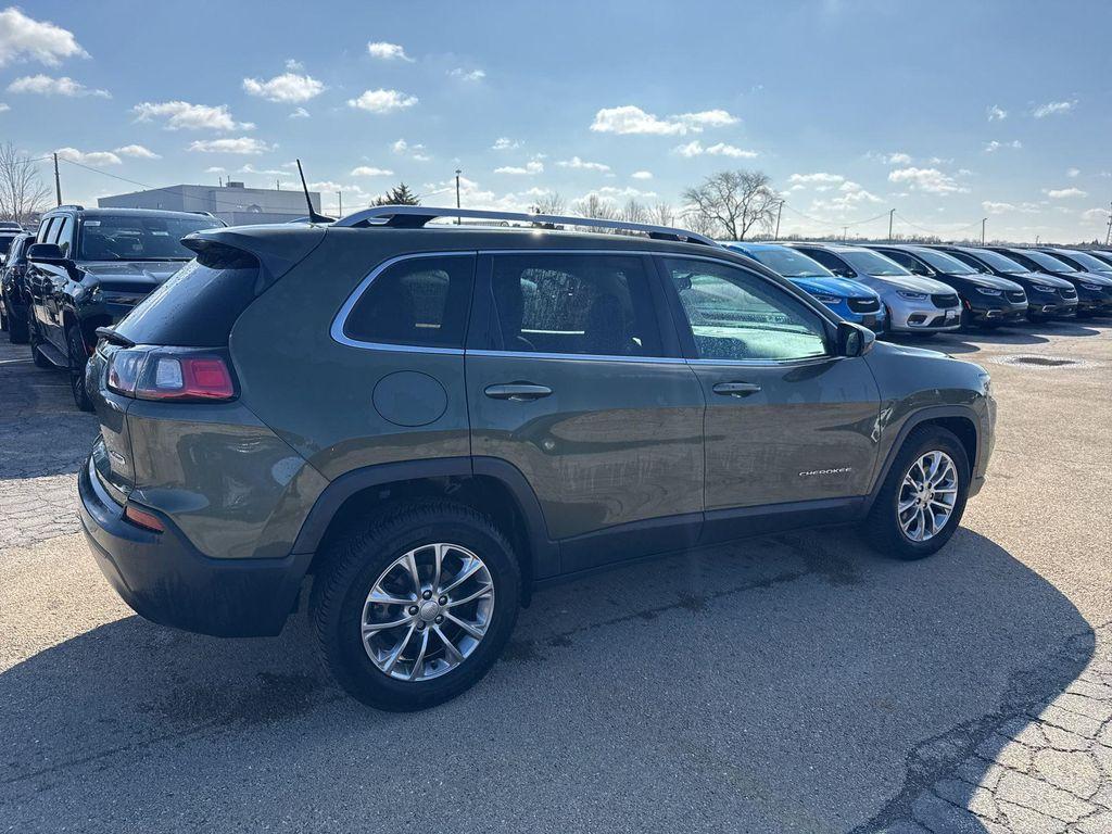 used 2019 Jeep Cherokee car, priced at $10,977