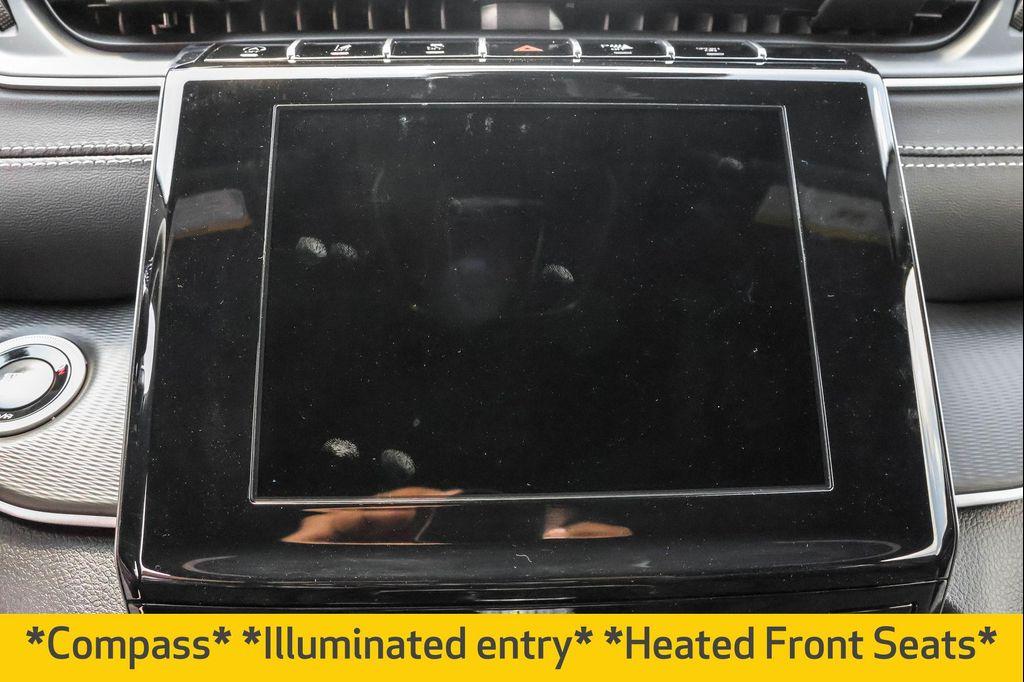 new 2025 Jeep Grand Cherokee car, priced at $38,780