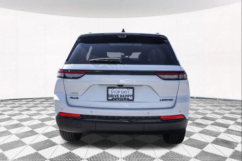 new 2025 Jeep Grand Cherokee car, priced at $44,565