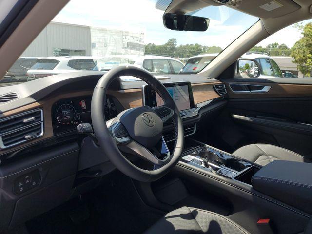 new 2026 Volkswagen Atlas car, priced at $43,764