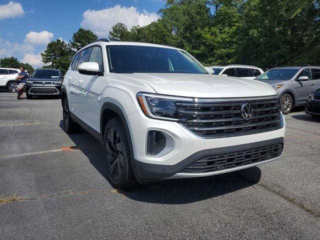 new 2026 Volkswagen Atlas car, priced at $43,051