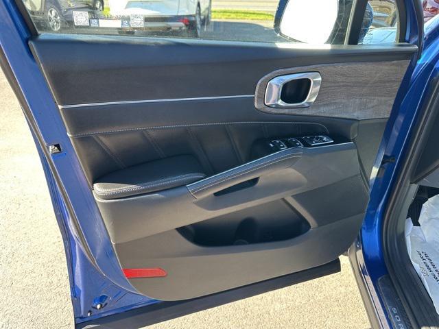 used 2023 Kia Sorento car, priced at $29,854