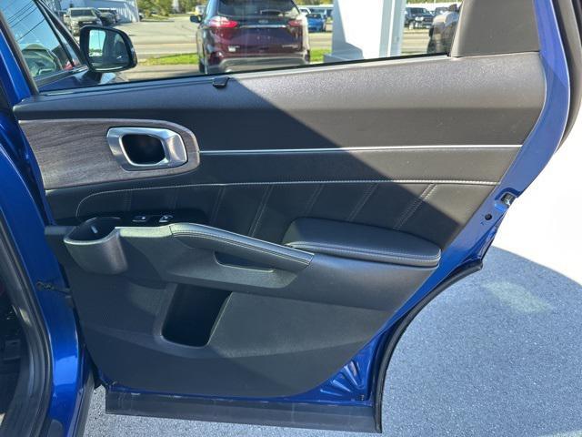 used 2023 Kia Sorento car, priced at $29,854