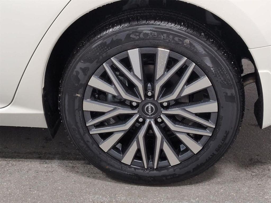 new 2025 Nissan Altima car, priced at $28,400