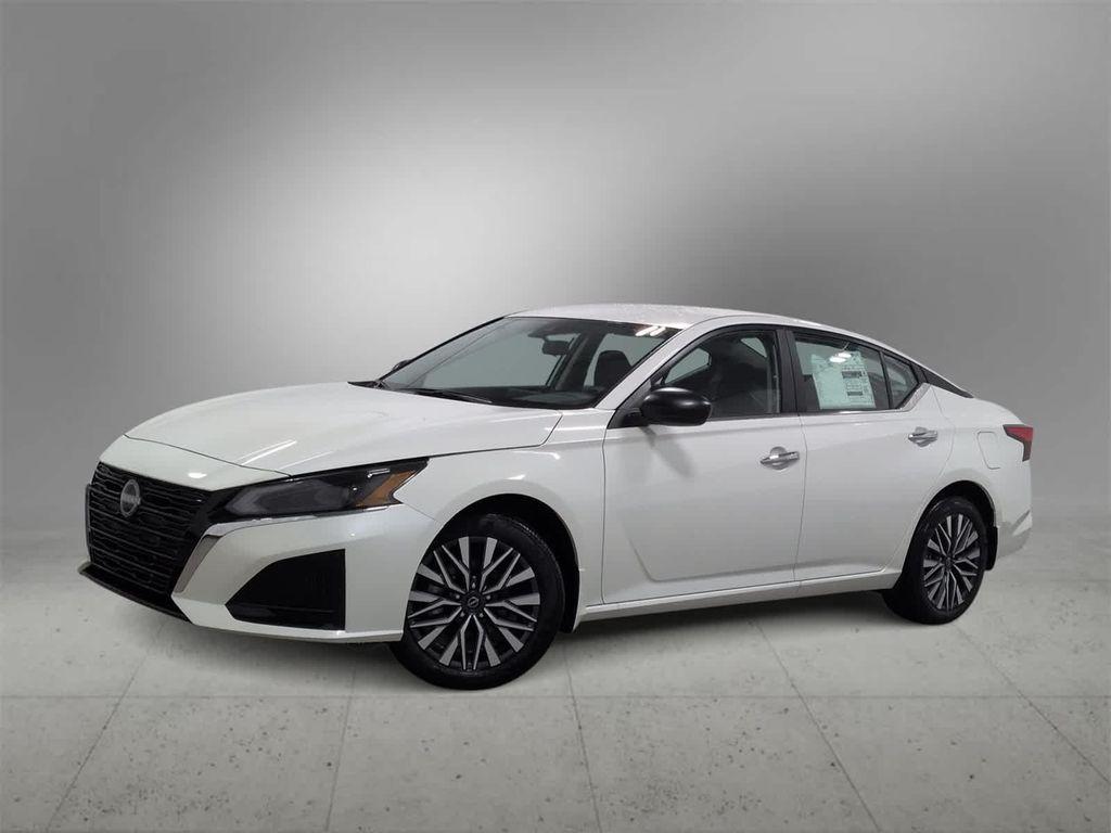 new 2025 Nissan Altima car, priced at $28,400
