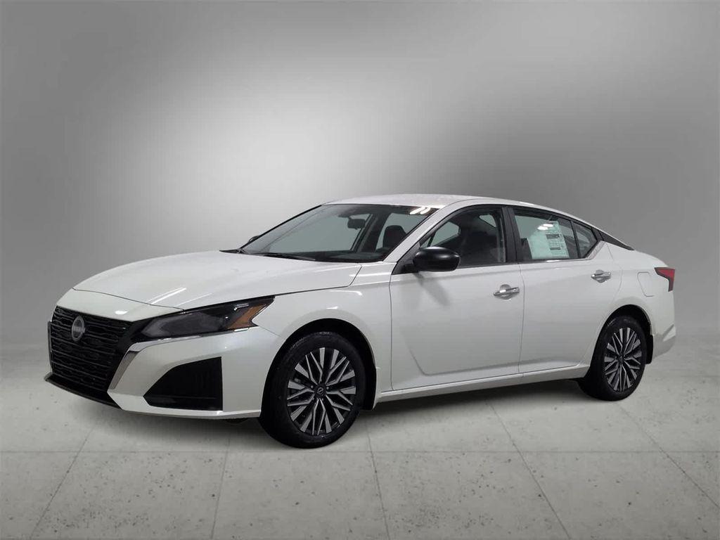 new 2025 Nissan Altima car, priced at $28,400