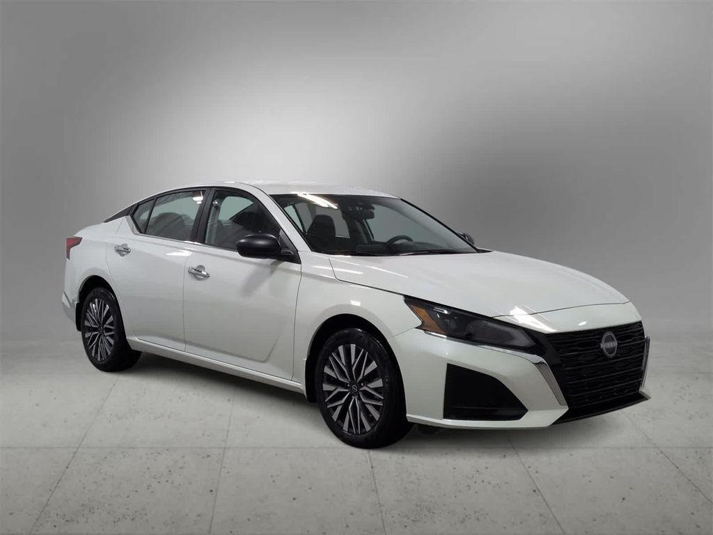 new 2025 Nissan Altima car, priced at $28,400