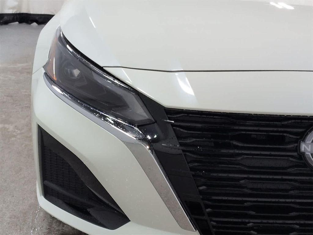 new 2025 Nissan Altima car, priced at $28,400