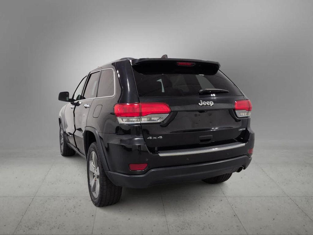 used 2016 Jeep Grand Cherokee car, priced at $13,995