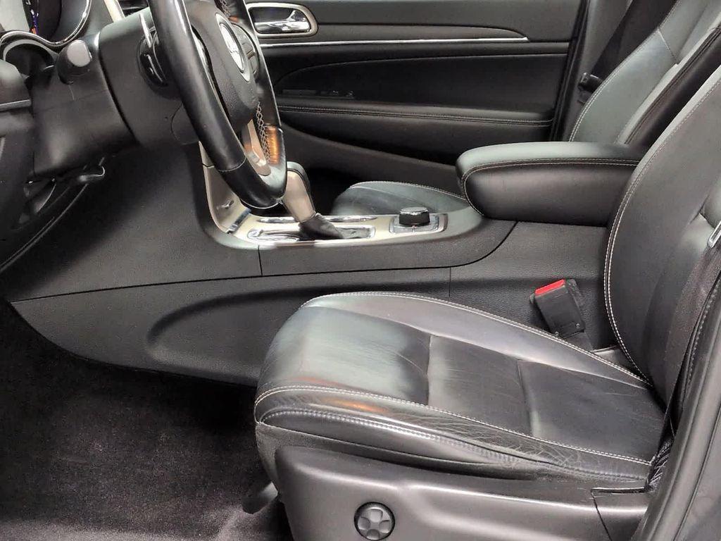 used 2016 Jeep Grand Cherokee car, priced at $13,995
