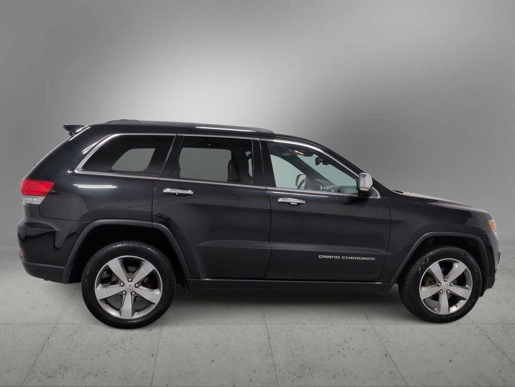 used 2016 Jeep Grand Cherokee car, priced at $13,995