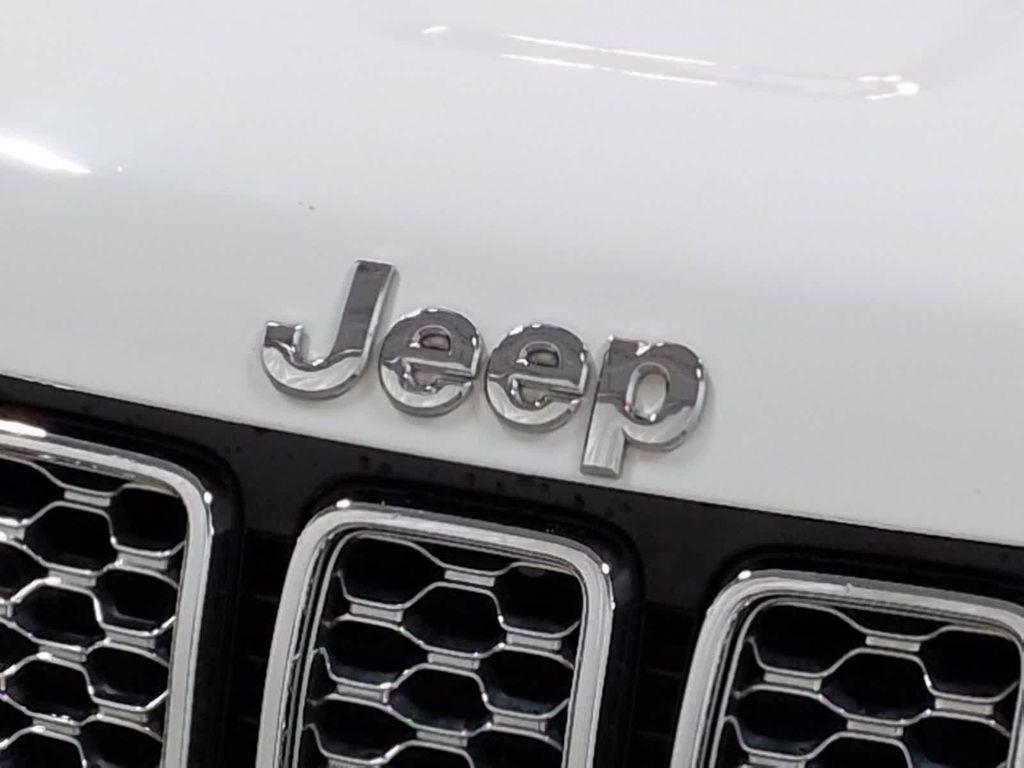 used 2017 Jeep Grand Cherokee car, priced at $15,403