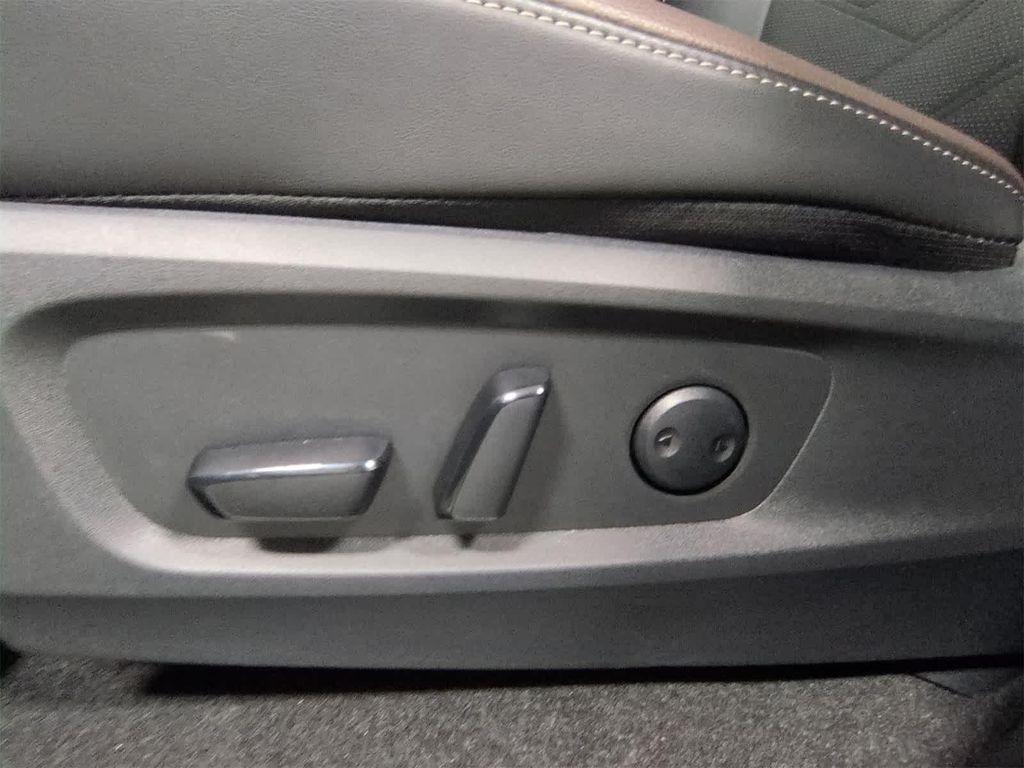 new 2025 Nissan Pathfinder car, priced at $47,436