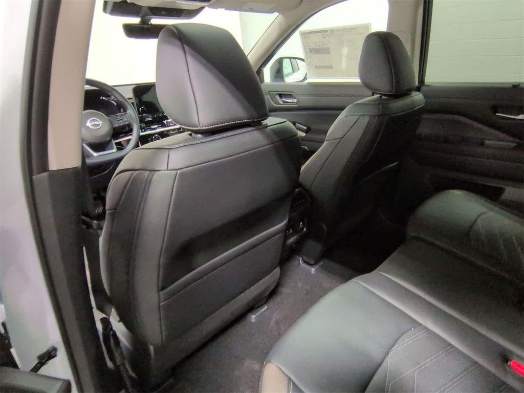 new 2025 Nissan Pathfinder car, priced at $47,436