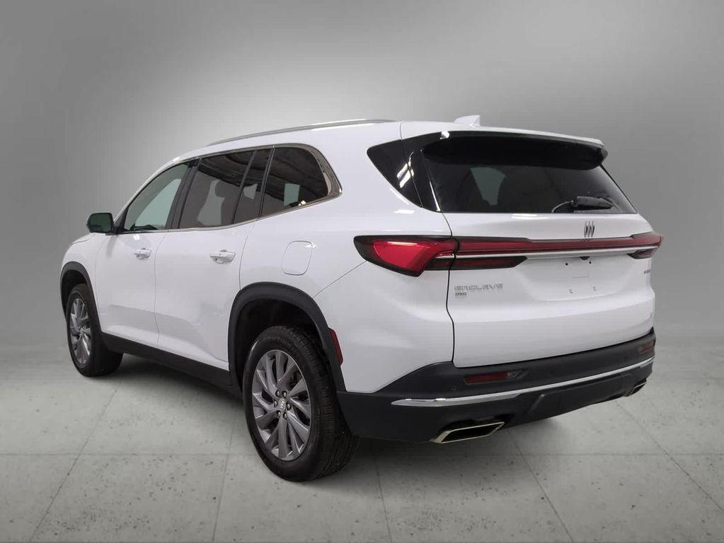 used 2025 Buick Enclave car, priced at $35,992